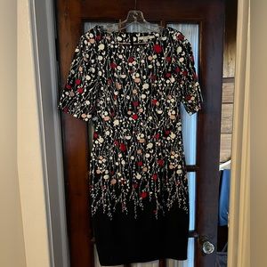 Boden Women’s navy dress with pink and white floral pattern. Size 8R.